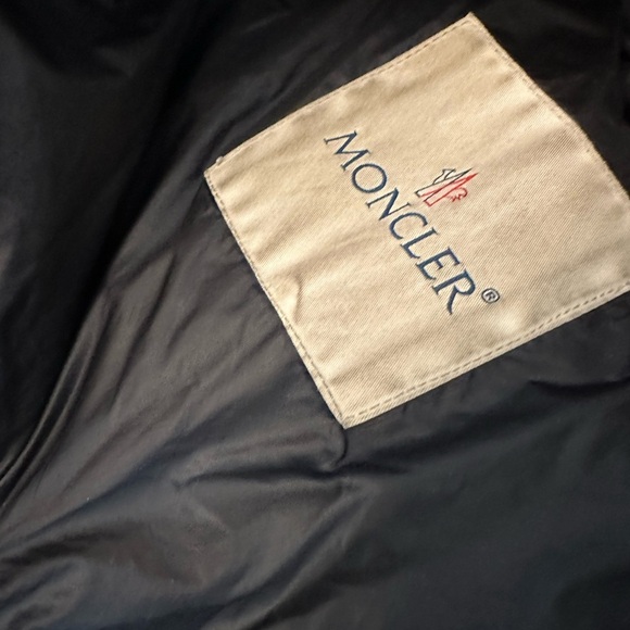 Moncler Palomete Down Jacket Black - Picture 5 of 9